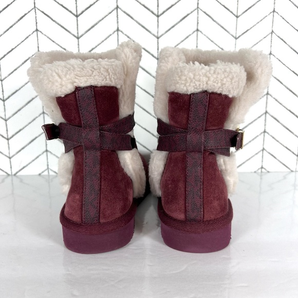 Michael Kors Tracy Boots - Picture 5 of 9